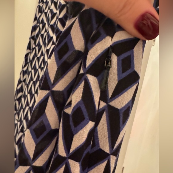 Banana Republic Patterned Navy Blue Dress - Picture 6 of 6